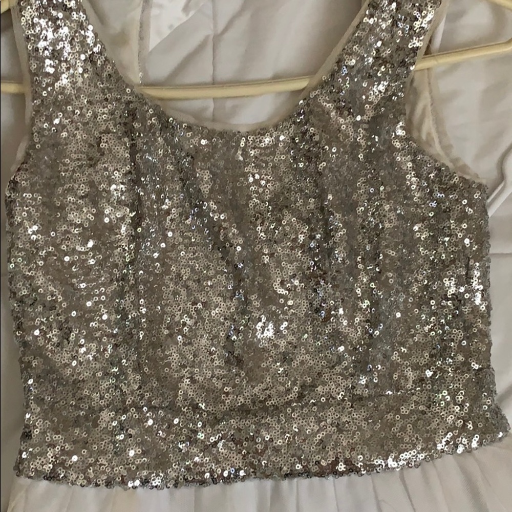 Dress - Picture 2 of 4